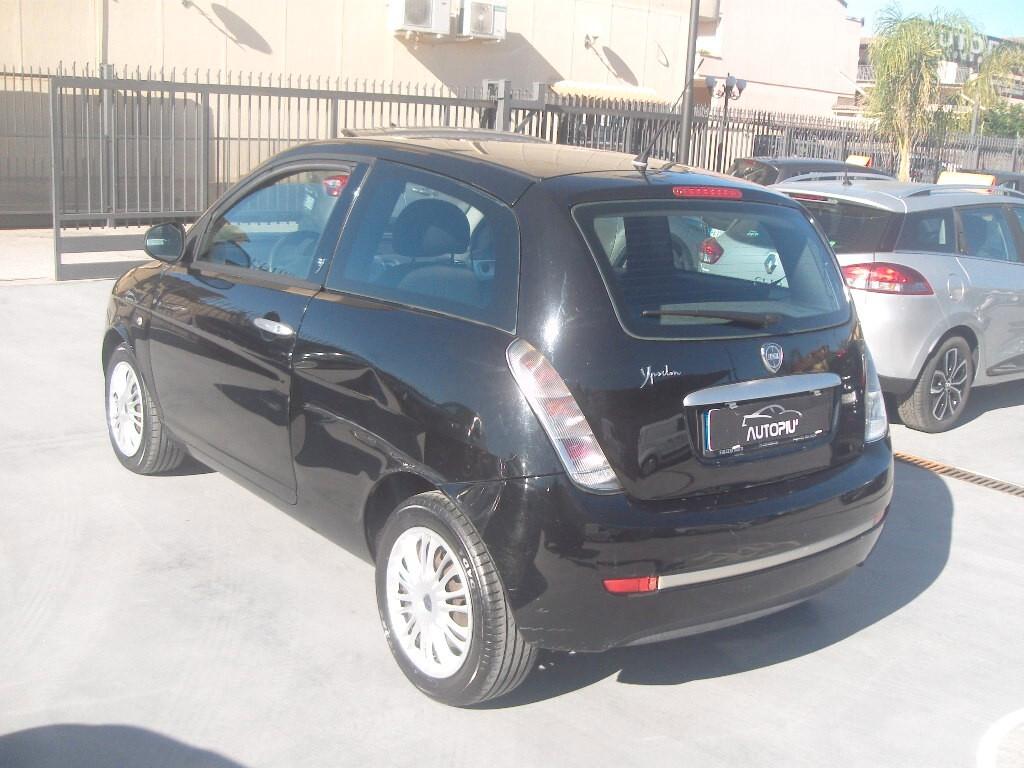 Lancia Ypsilon 1.3 MJT 75 CV Oro - 2010