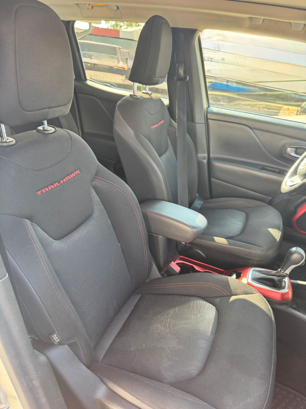 Jeep Renegade 2.0 Mjt 170CV 4WD Active Drive Low Trailhawk