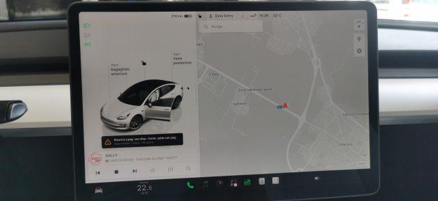 TESLA Model 3 RWD