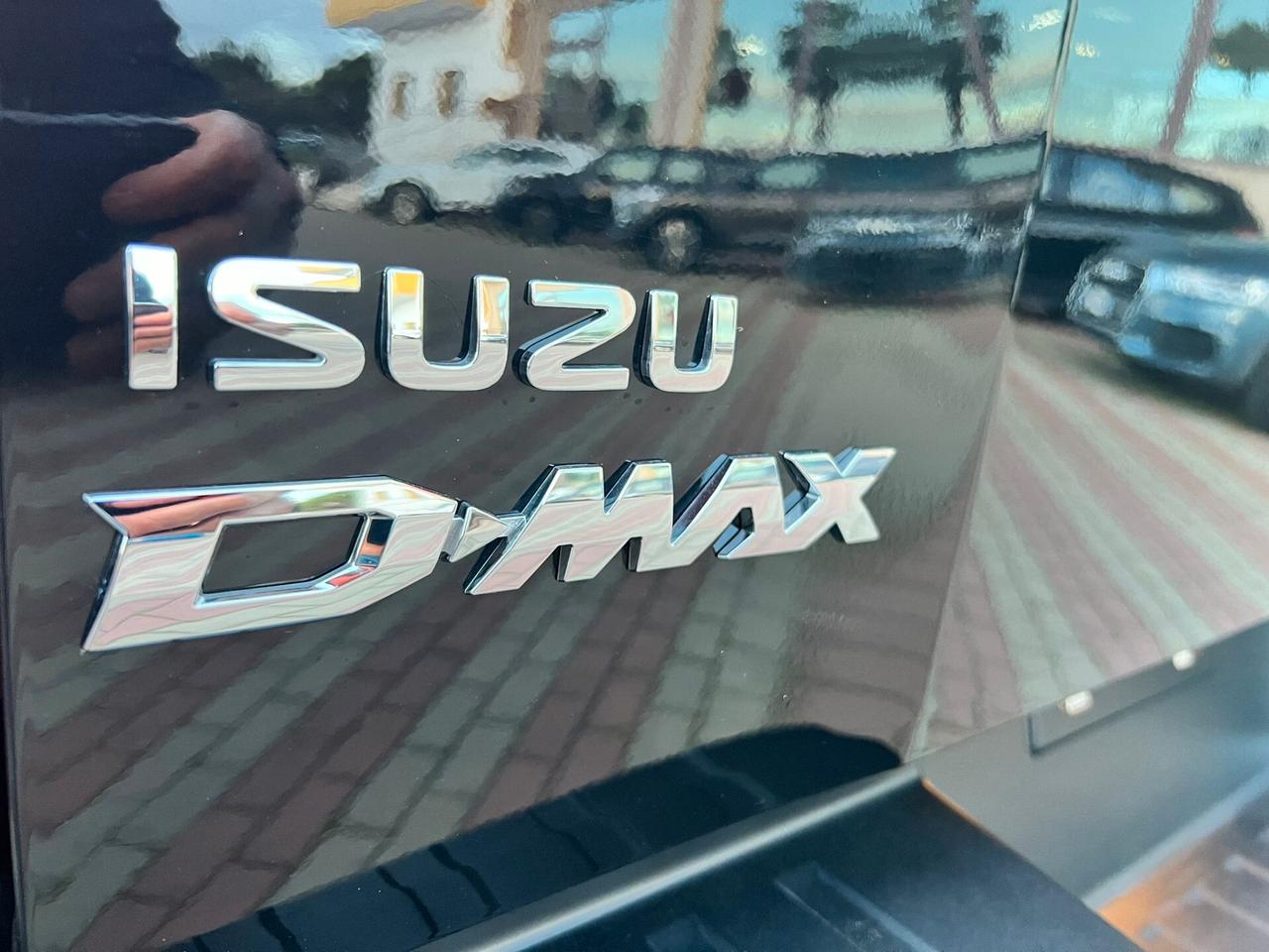 ISUZU DMAX 4X4 CAMBIO AUTOMATICO
