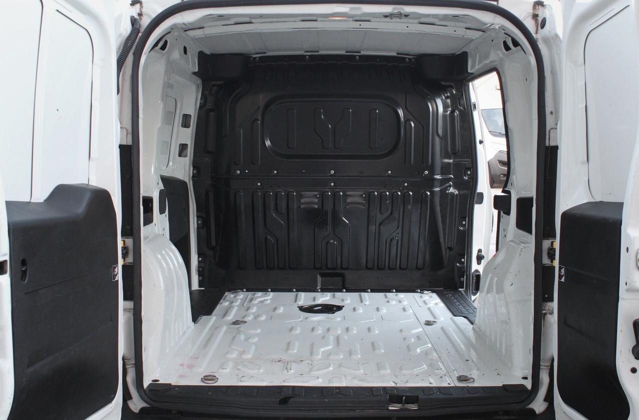 Fiat Doblò 1.3 MJT S&S PC-TN Cargo Business