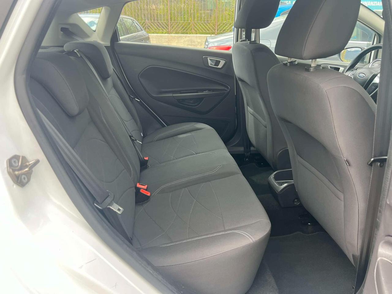 Ford Fiesta 1.5 TDCi 75CV 5 porte