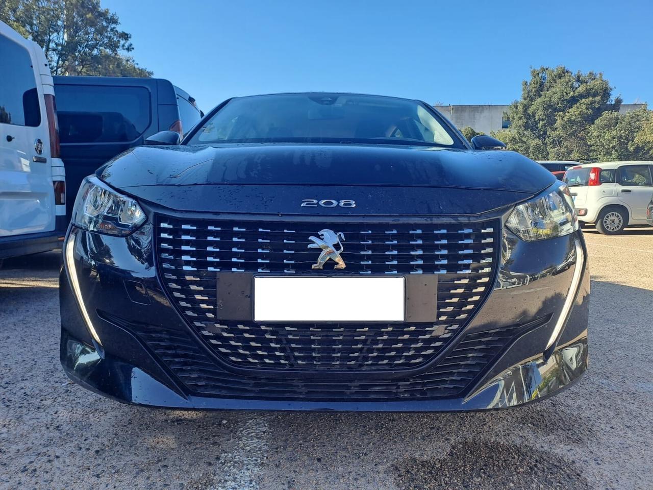 Peugeot 208 2022 garantita 12 mesi
