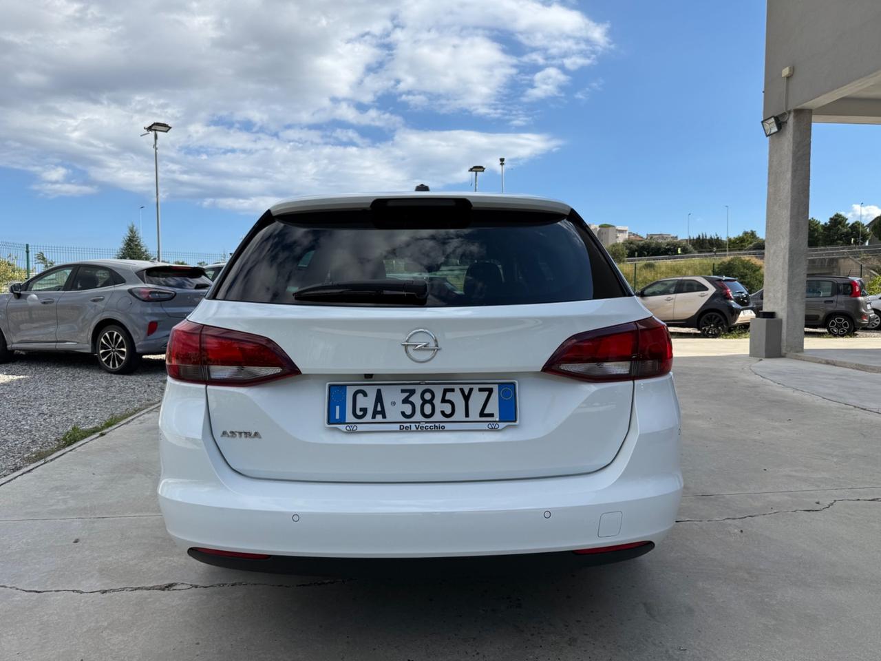 Opel Astra 1.5 CDTI 105 CV S&S Sports Tourer Business Elegance