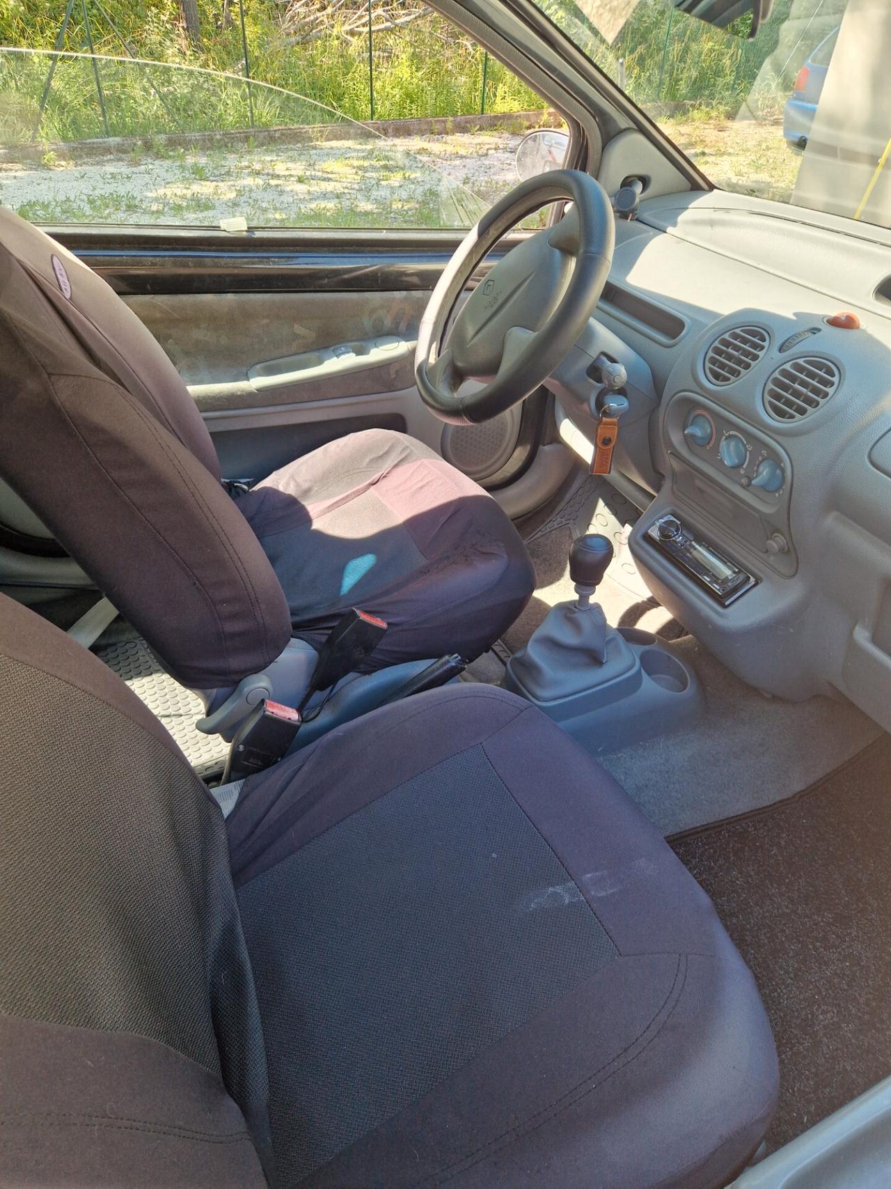 Renault Twingo 1.2 58cv - 2007