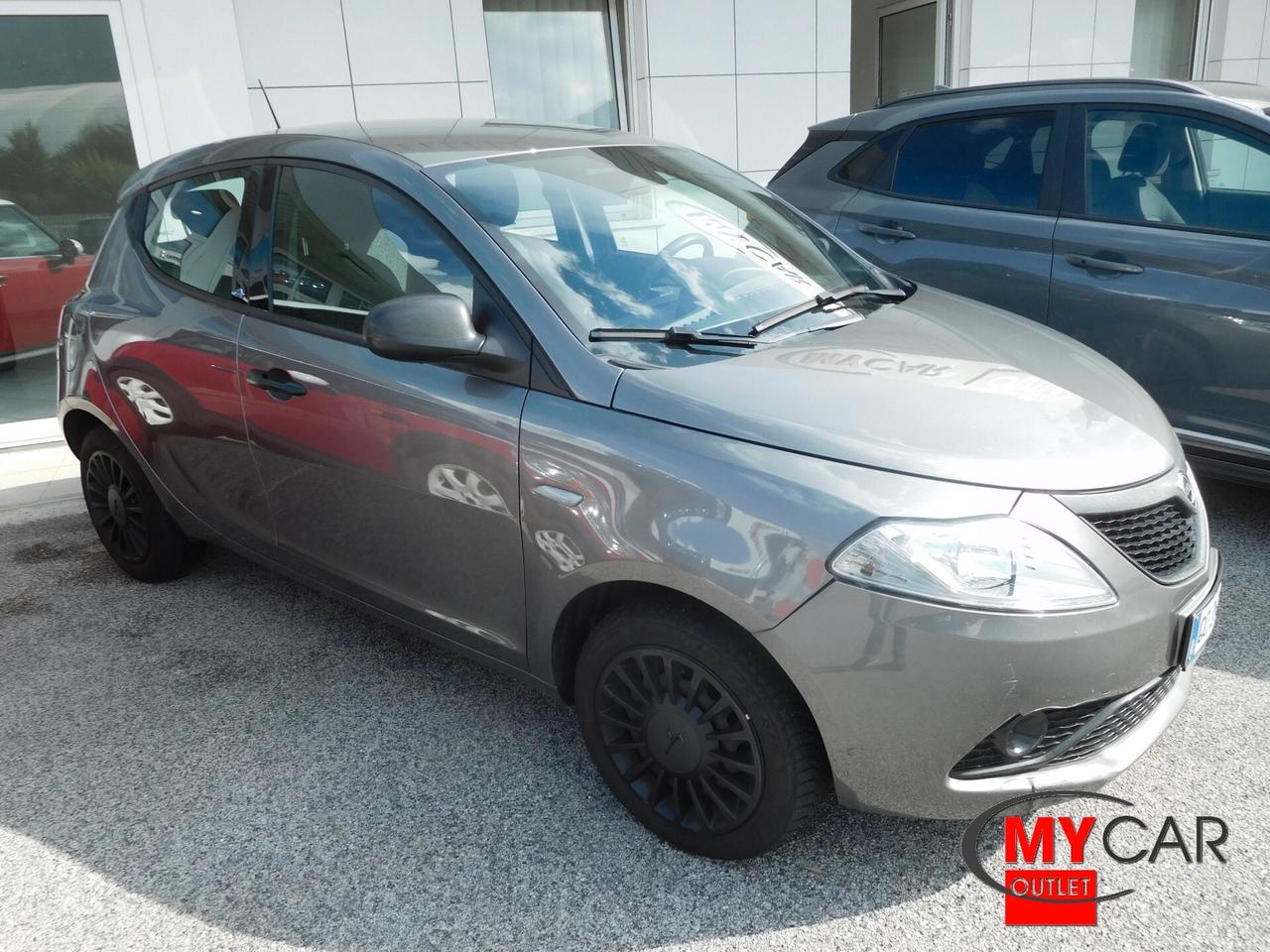 Lancia Ypsilon 1.2 69 CV 5 porte S&S Elefantino Blu