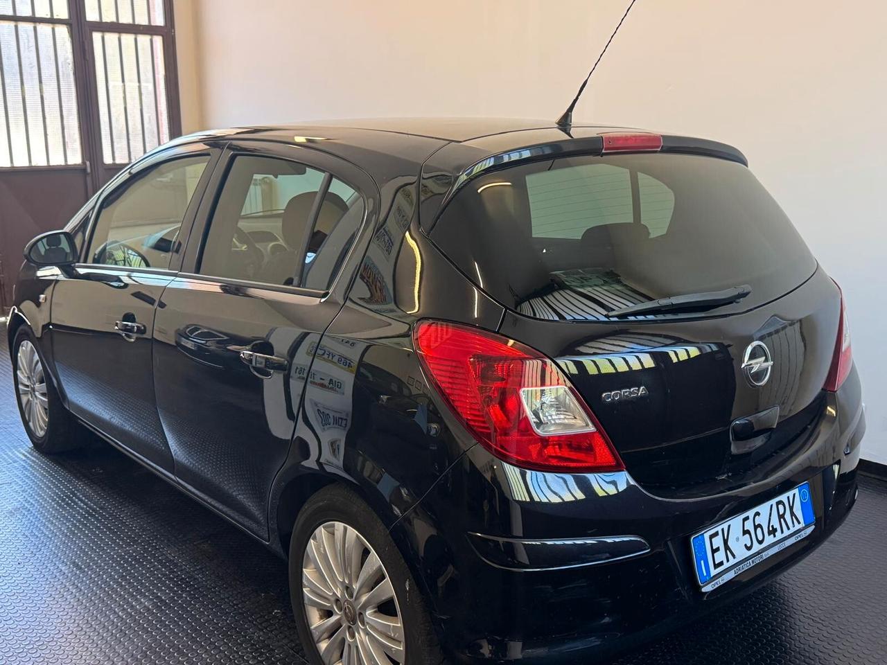 Opel Corsa 1.2 85CV 5 porte GPL-TECH Elective