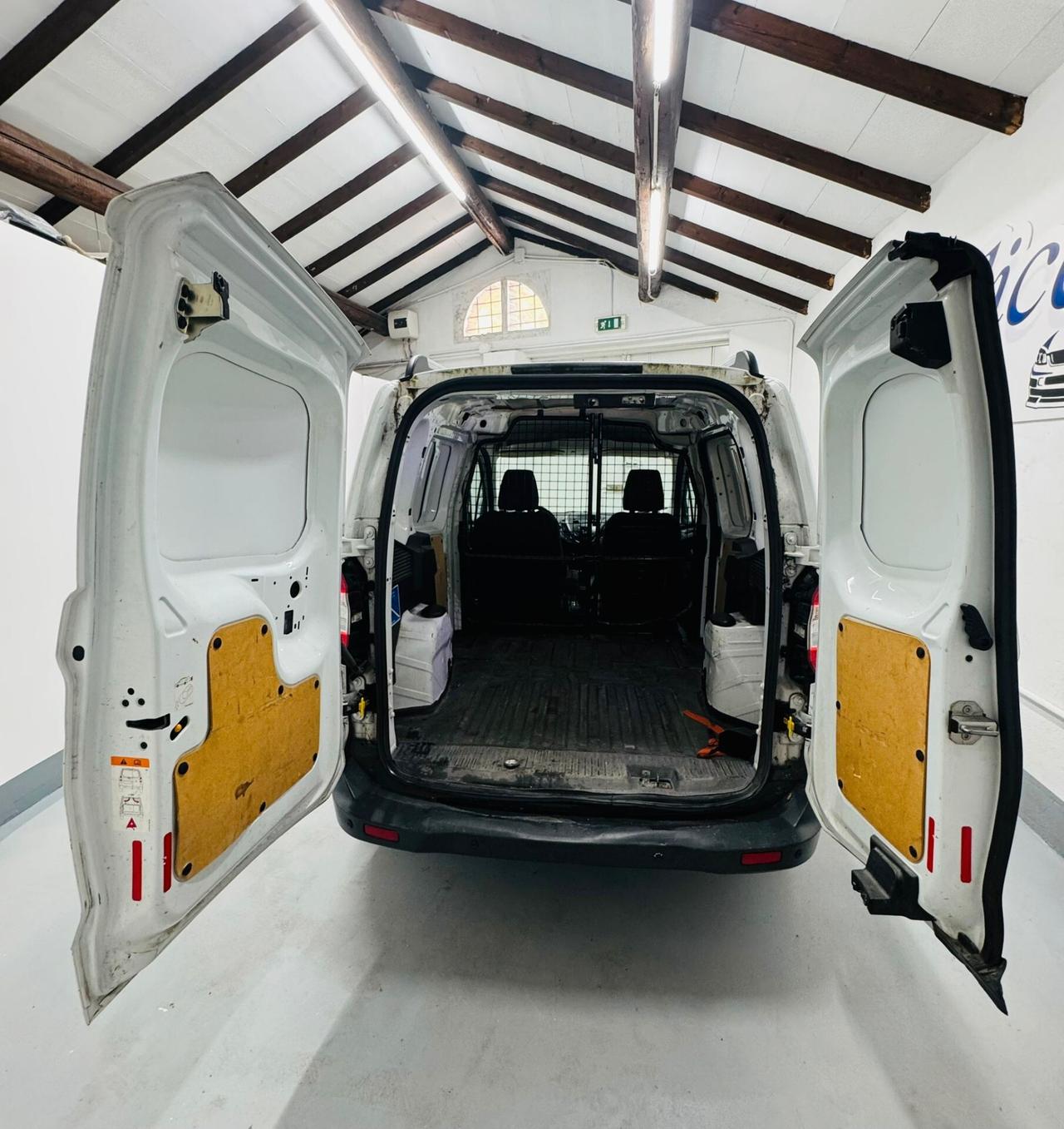 Ford transit courier 1,5 tdci anno 2020