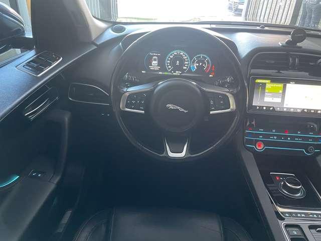 Jaguar F-Pace 2.0d Prestige awd 180cv auto