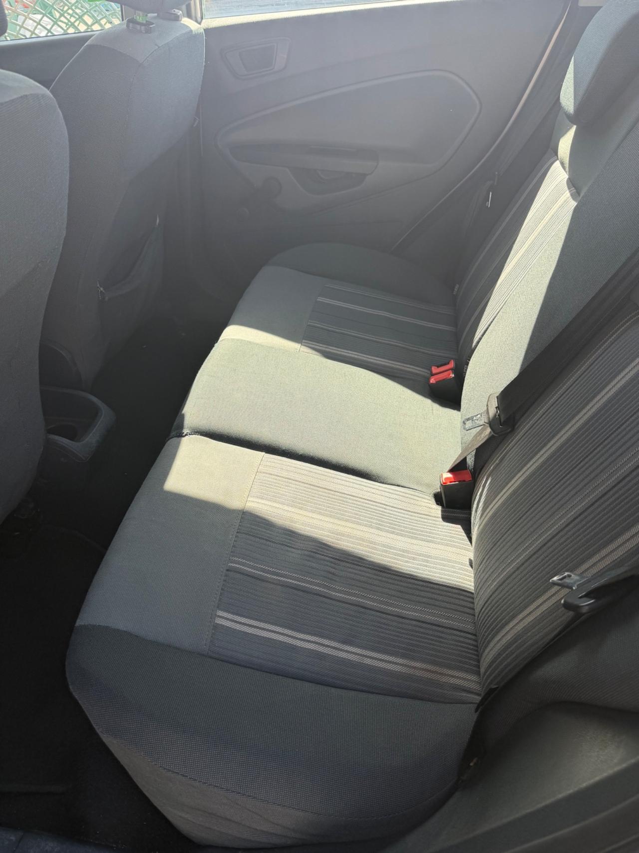 Ford Fiesta 1.4 TDCi Unicoproprietario Neopatentati