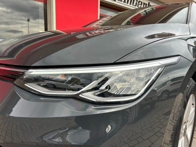 VOLKSWAGEN Golf 1.5 TGI DSG Life