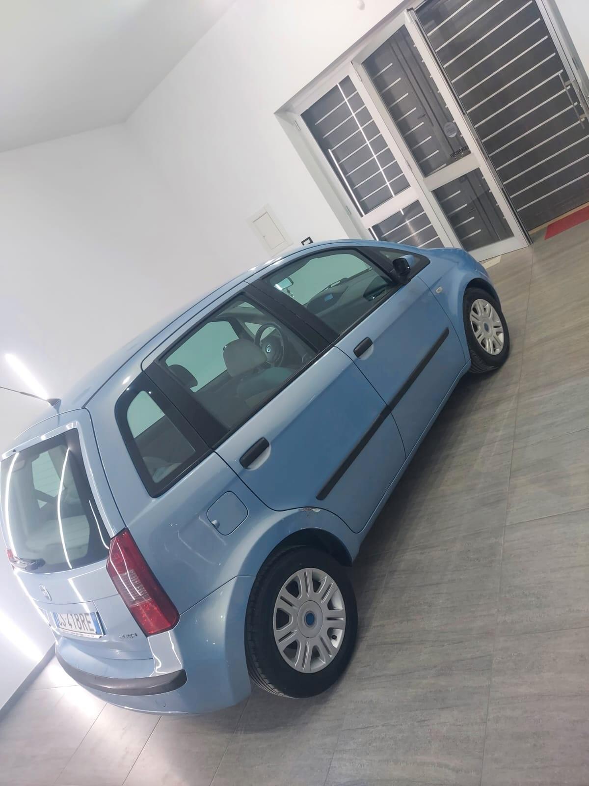 Fiat Idea 1.3 Multijet 16V Emotion 69CV