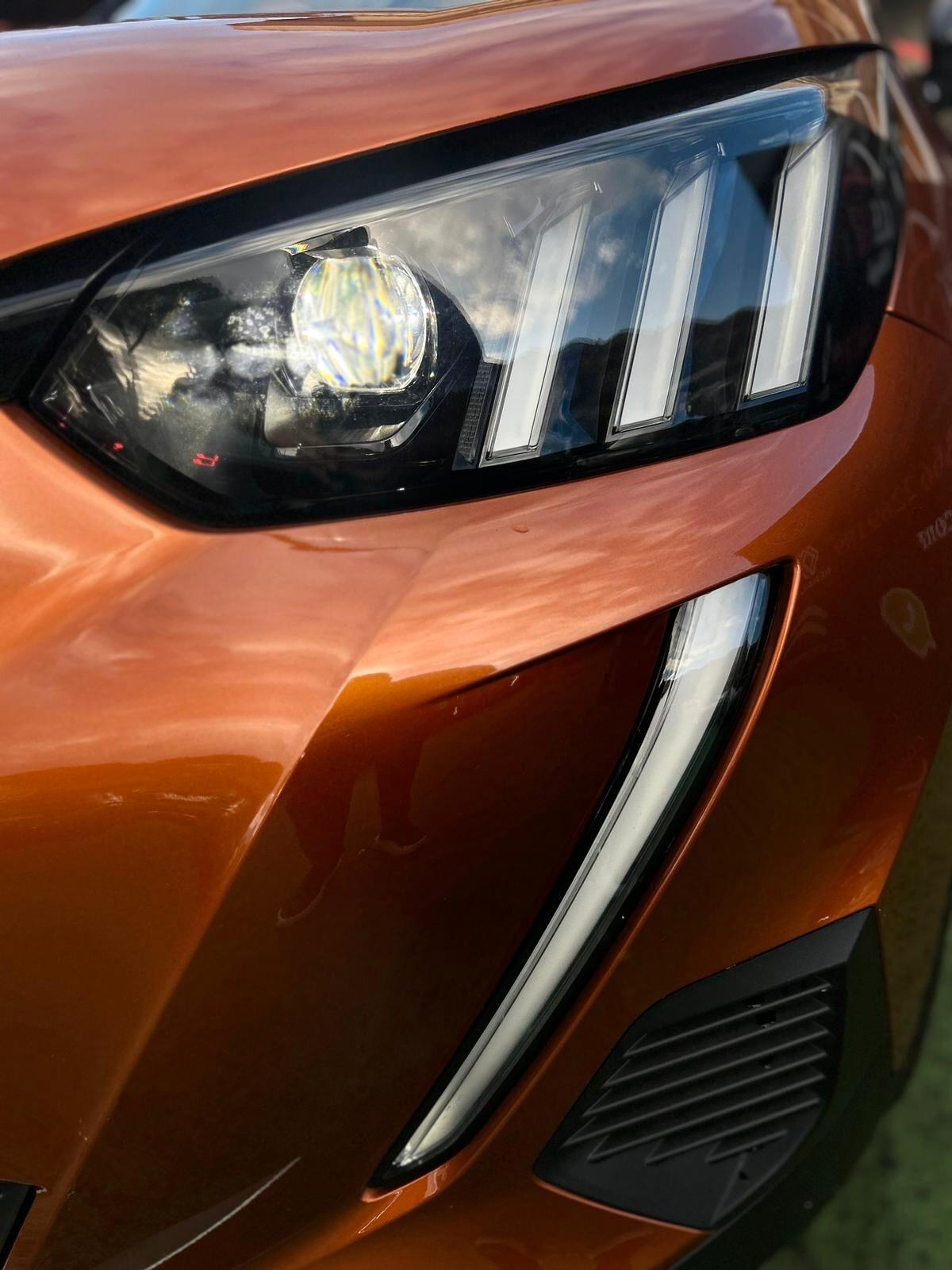 Peugeot 2008 PureTech 1.2 Benzina 130 S&S GT