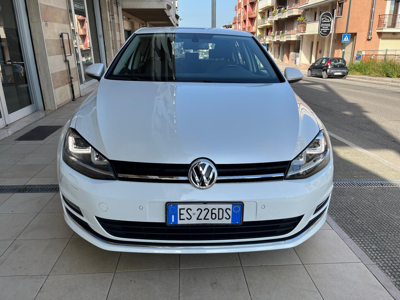 Volkswagen Golf 2.0 TDI 5p. Highline 150cv