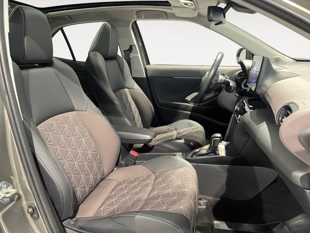 Toyota Yaris Cross 1.5 Hybrid 116CV e-CVT Lounge (FHEV)