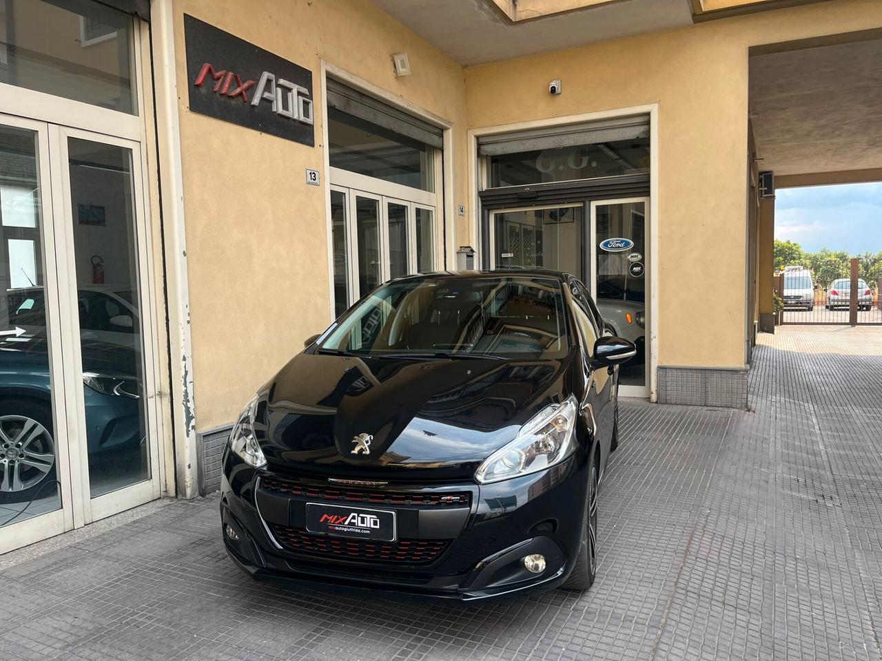 Peugeot 208 BlueHDi 120 S&S 5 porte GT Line
