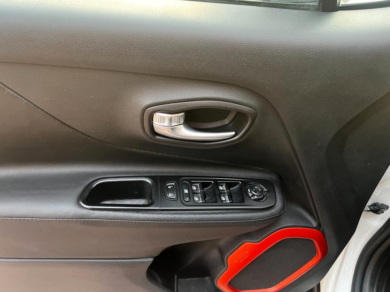 Jeep Renegade 1.6 Mjt 120 CV Limited- NAVI