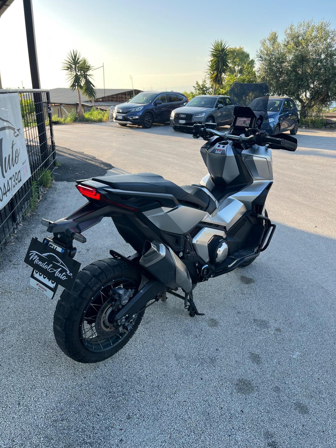 Honda X-ADV 750 X-Adv 750 DCT