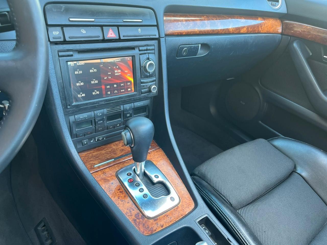 Audi A4 CABRIO 2.4 GPL APPENA RINNOVATO PROMO