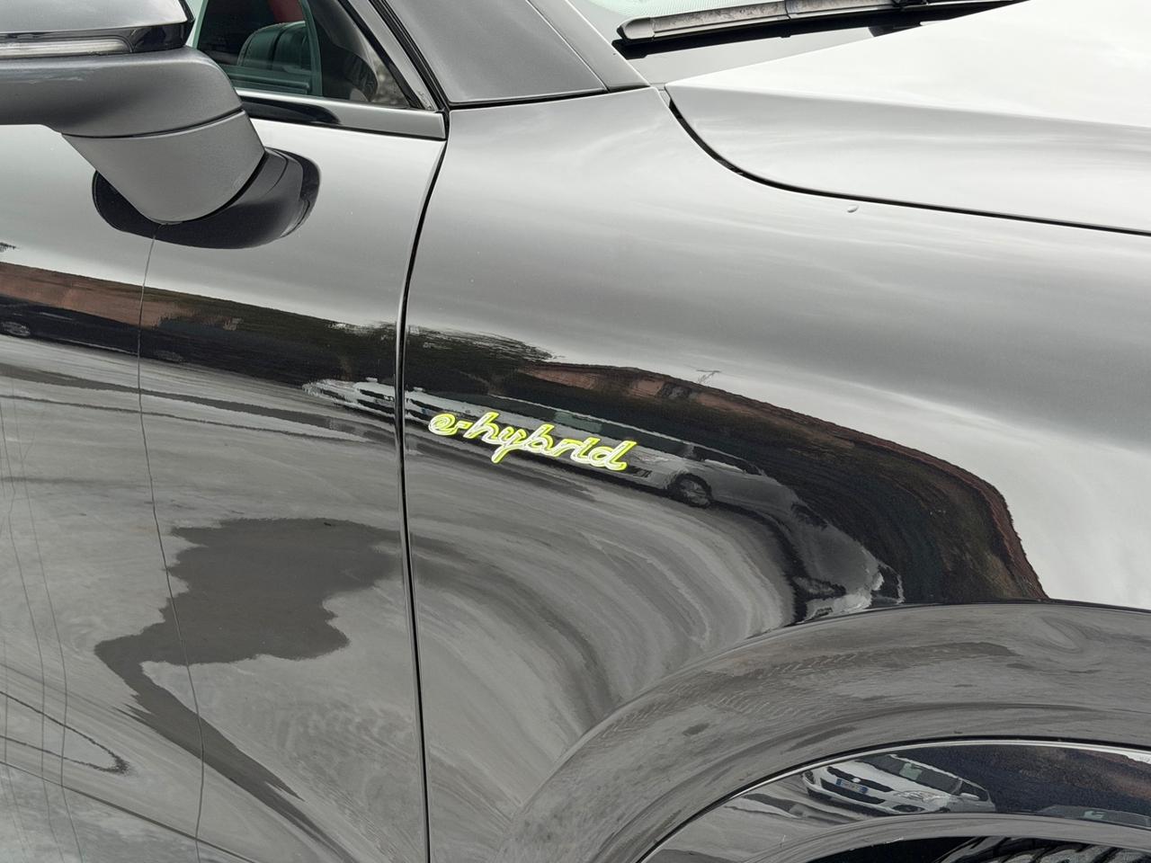 Porsche Cayenne Coupé 3.0 V6 E-Hybrid Platinum Edition