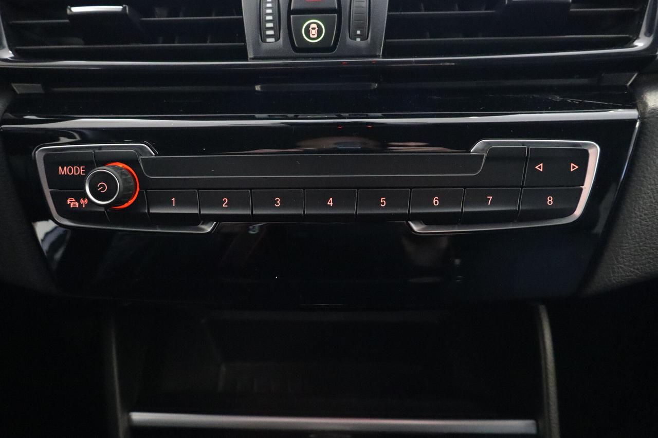 BMW 218d ACTIVE TOURER ADVANTAGE