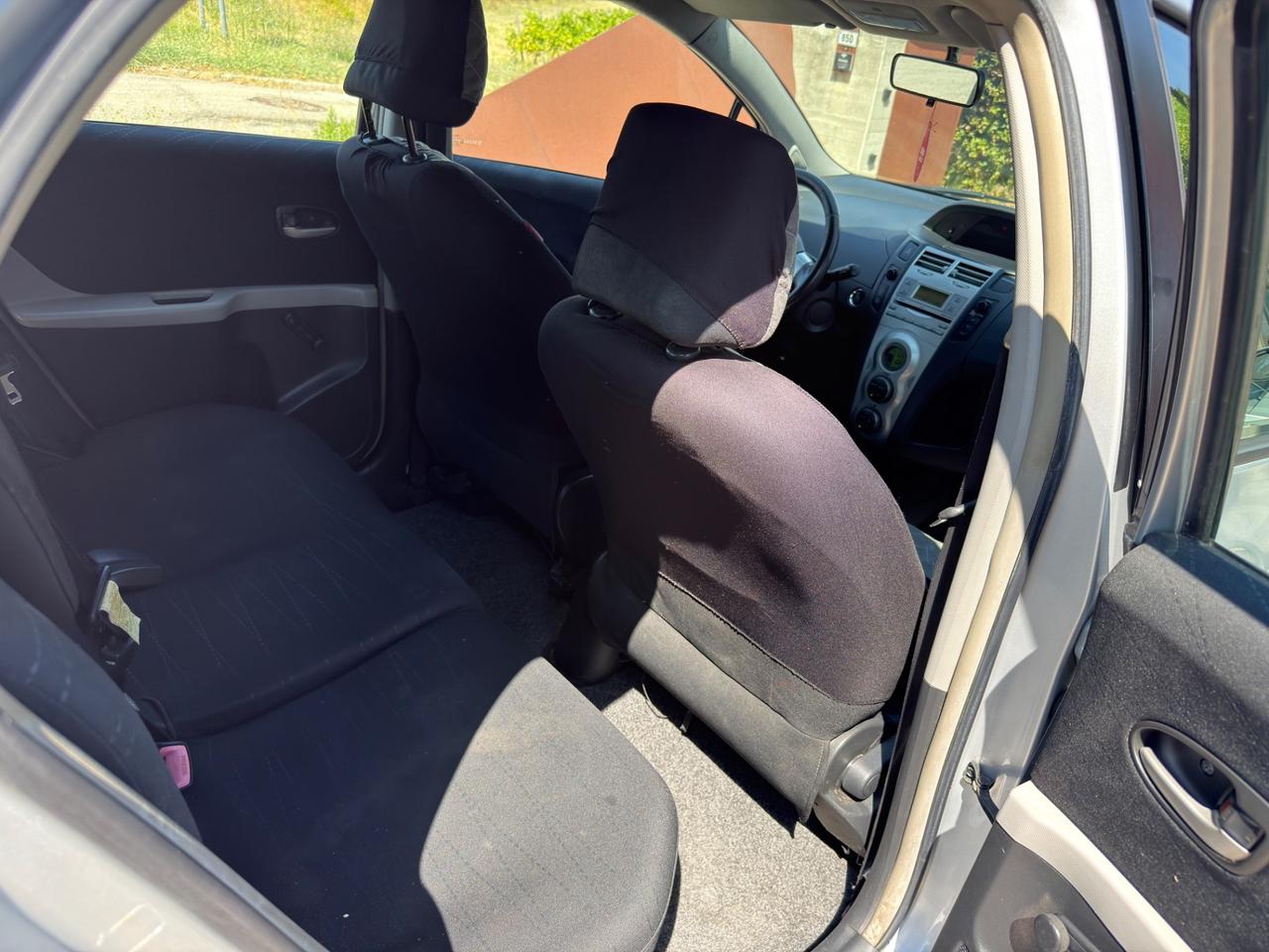 Toyota Yaris 1.3 5 porte Sol PERFETTA