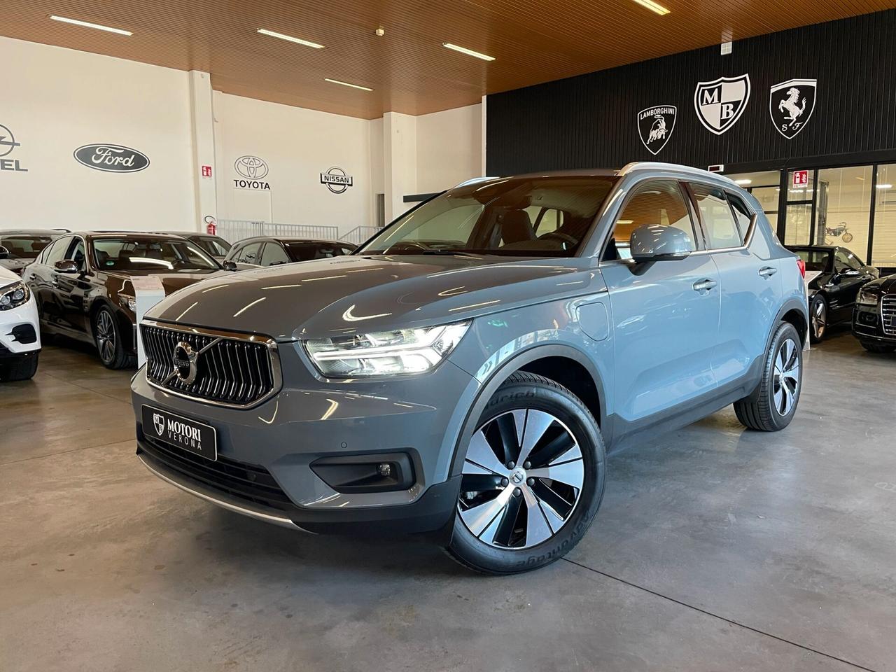 Volvo XC40 T5 Recharge Plug-in Hybrid momentum