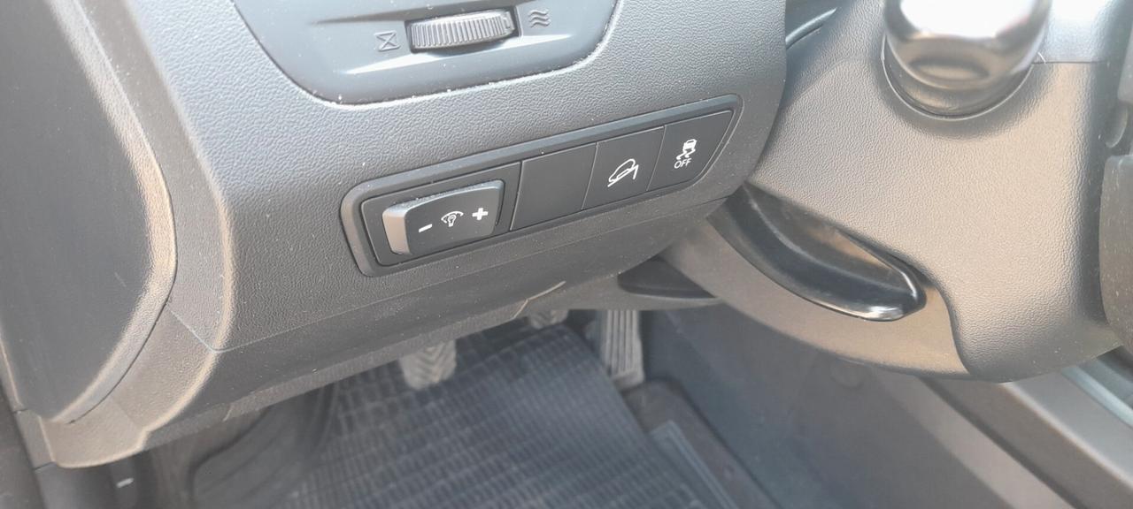 Hyundai iX35 1.7 CRDi 2WD Xpossible Tetto full
