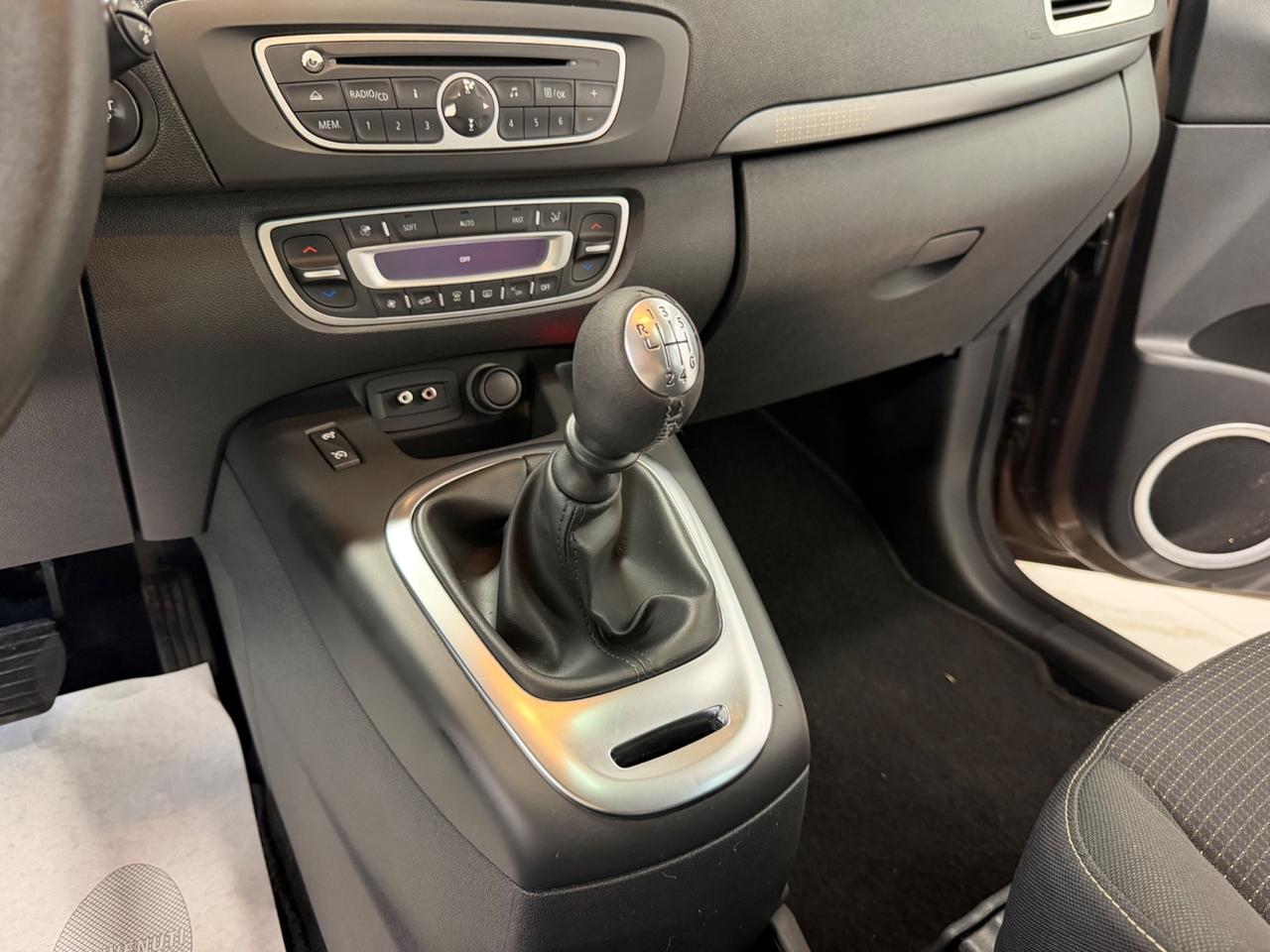 Renault Scenic Scénic 7 POSTI 1.5 dCi 110CV Wave