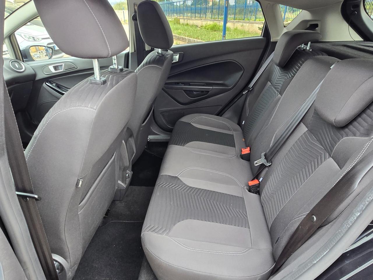 Ford Fiesta 1.5 TDCi 75CV 5 porte Titanium del 2013