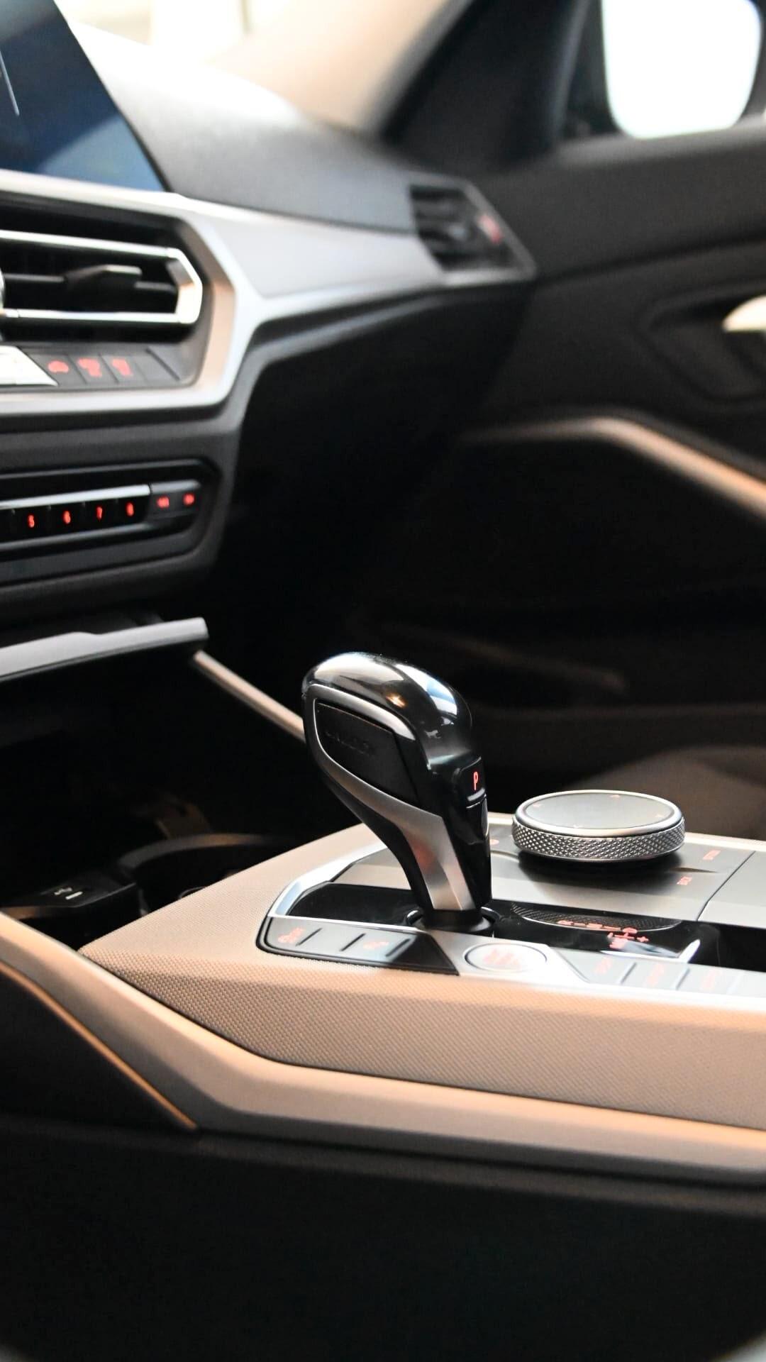 BMW 320 320d 48V xDrive
