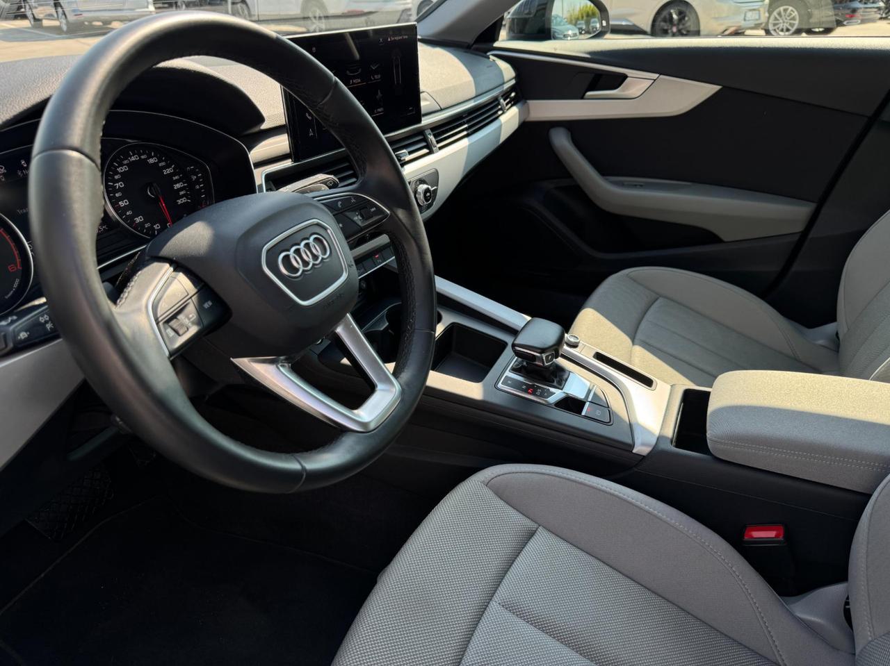 Audi A4 Avant 40 2.0 tdi mhev 204cv s-tronic