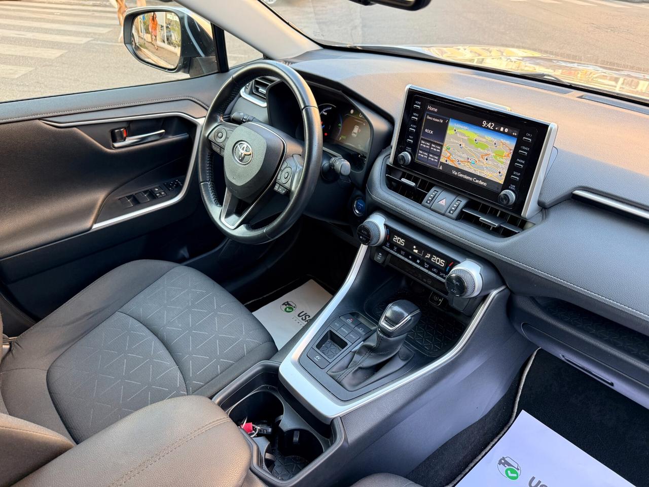 Toyota RAV 4 RAV4 2.5 Full Hybrid UNIPRO