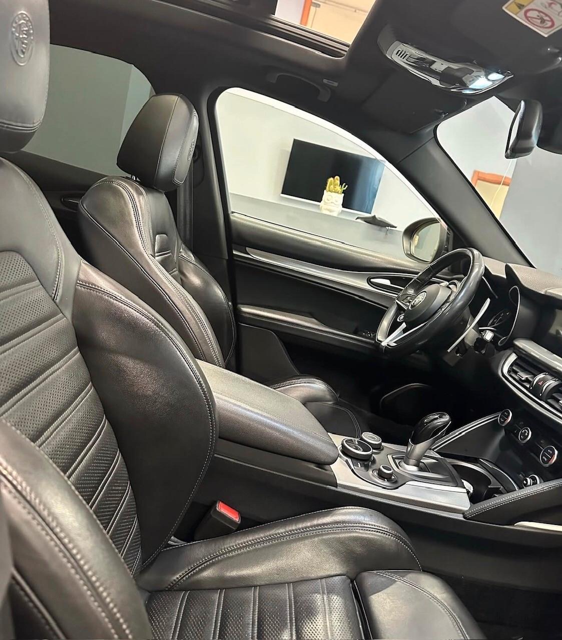 Alfa Romeo Stelvio 2.2 Turbodiesel 210 CV AT8 Q4 Executive