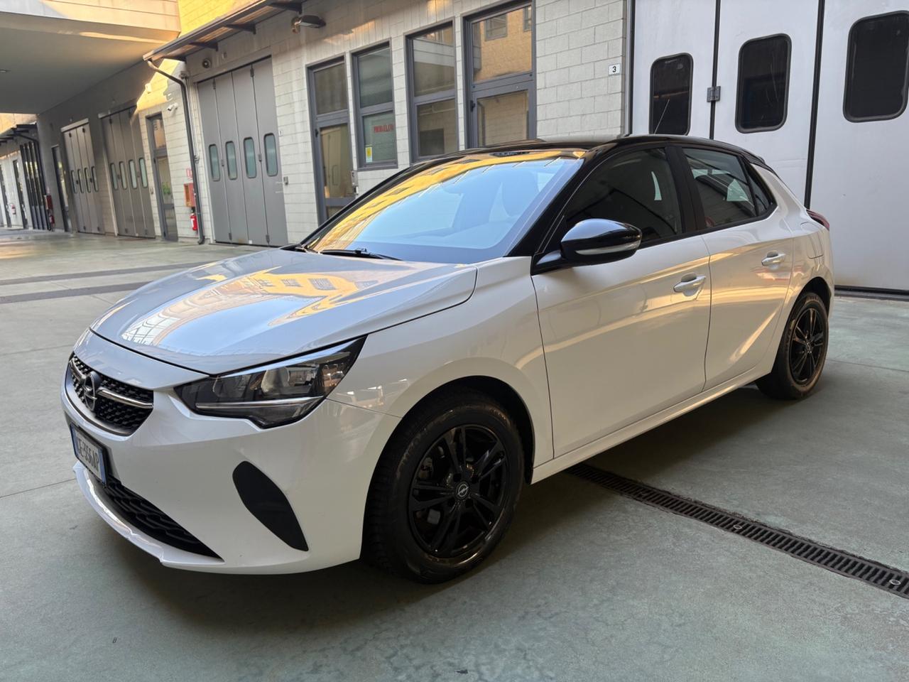 Opel Corsa 1.2 Edition