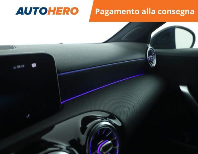 MERCEDES-BENZ A 180 d Automatic Premium