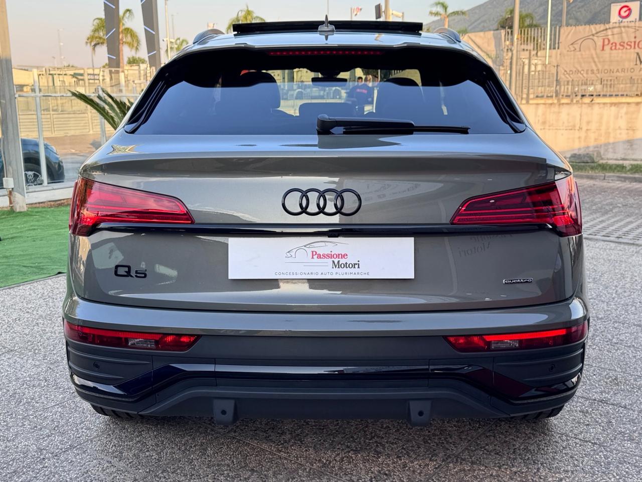 Audi Q5 SPB 40 TDI quattro S tronic Identity Black + tetto