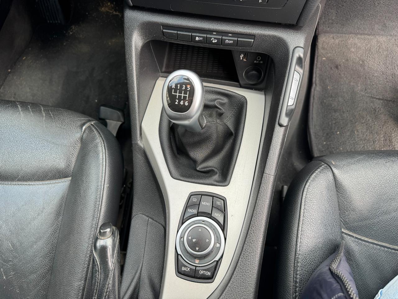 BMW X1 XDRIVE 20D FUTURA 2011