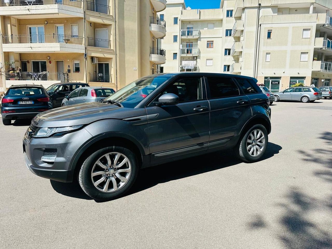 Land Rover Range Evoque 2.2 TD4 - PERFETTA - 2015