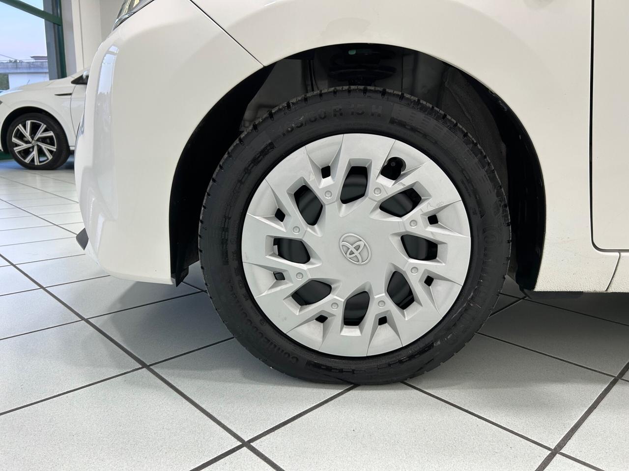 Toyota Aygo 1.0 VVT-i 72 CV 5 porte x-cool
