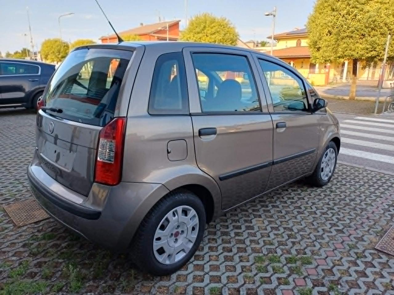 Fiat Idea 1.2 16v 80 cv BlackLabel