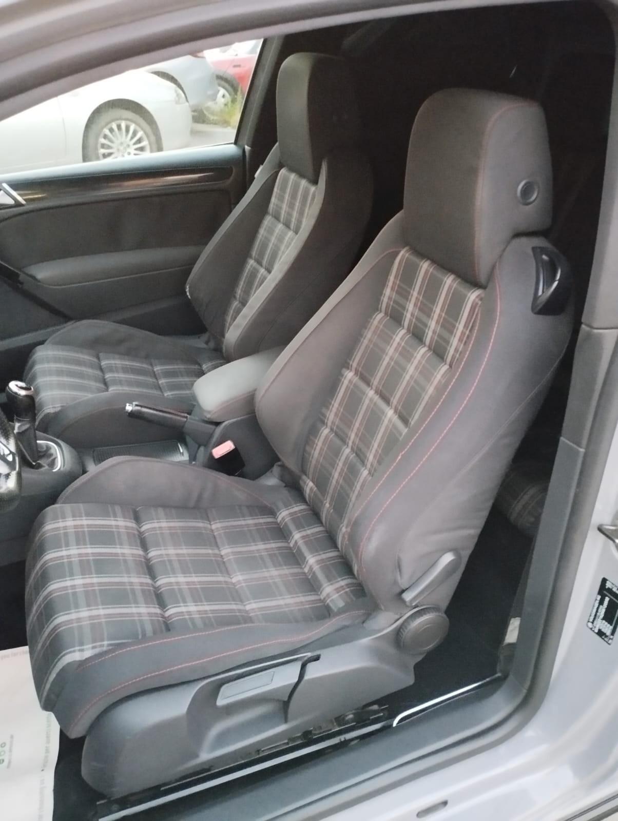 Volkswagen Golf GTI Golf 2.0 TSI 3p. GTI