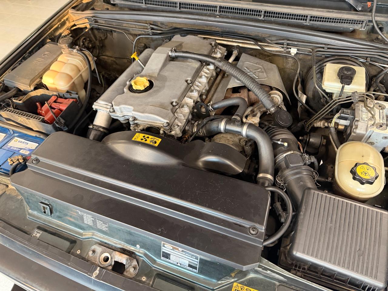 Land Rover Discovery 2.5 td5 AUTOCARRO 2 POSTI OTTIMA BASE PER CAMPER