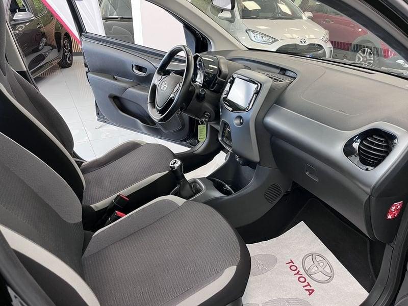Toyota Aygo Aygo Connect 1.0 VVT-i 72 CV 5 porte x-fun