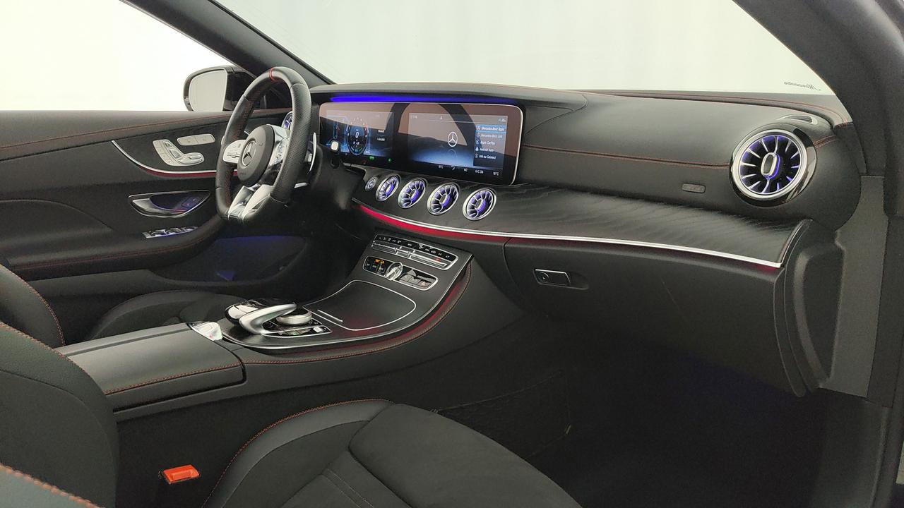 Mercedes-Benz E Cabrio 53 AMG eq-boost 4matic + auto