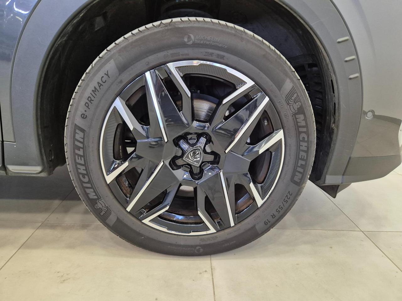 Peugeot 3008 1.2 hybrid Allure 145cv e-dcs6 IN PROMO