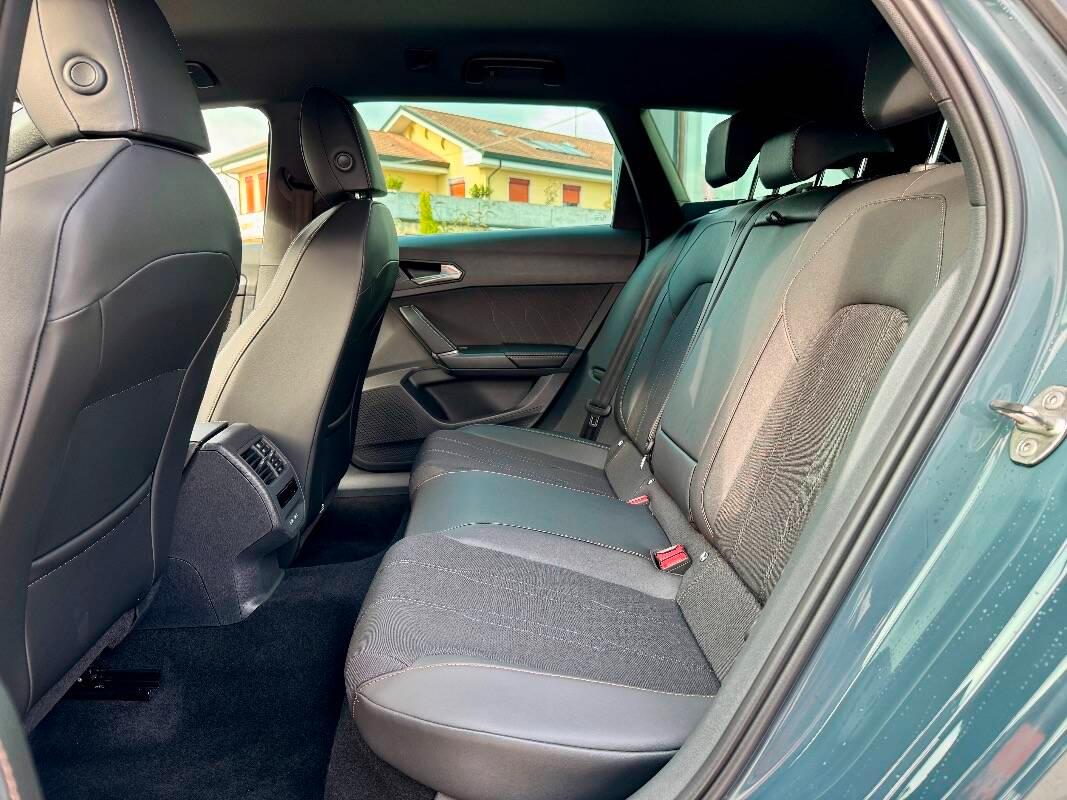 Cupra Leon Sportstourer 2024 1.5 hybrid 150 cv