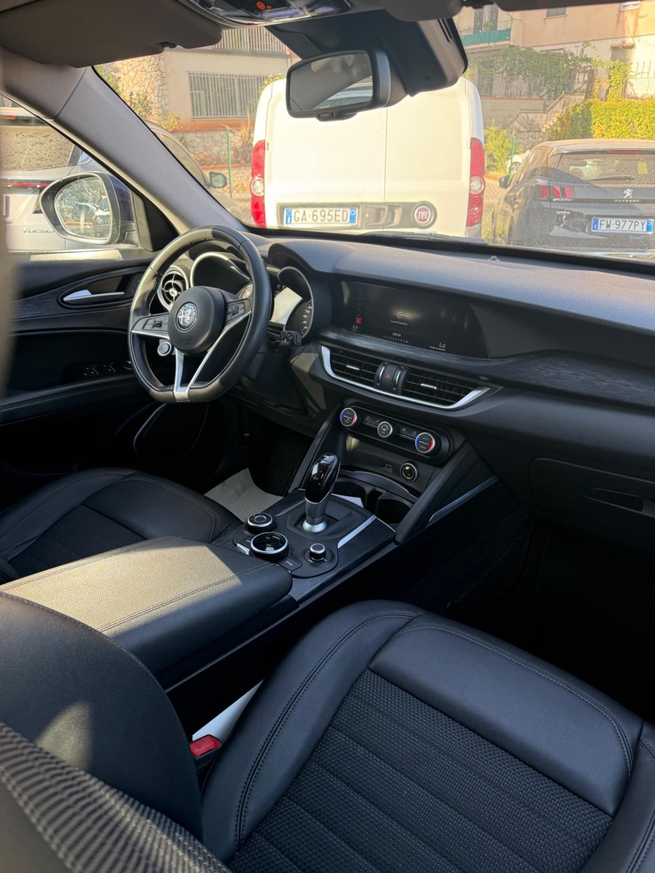 Alfa Romeo Stelvio 2.2 Turbodiesel 190 CV AT8 Q4 Executive