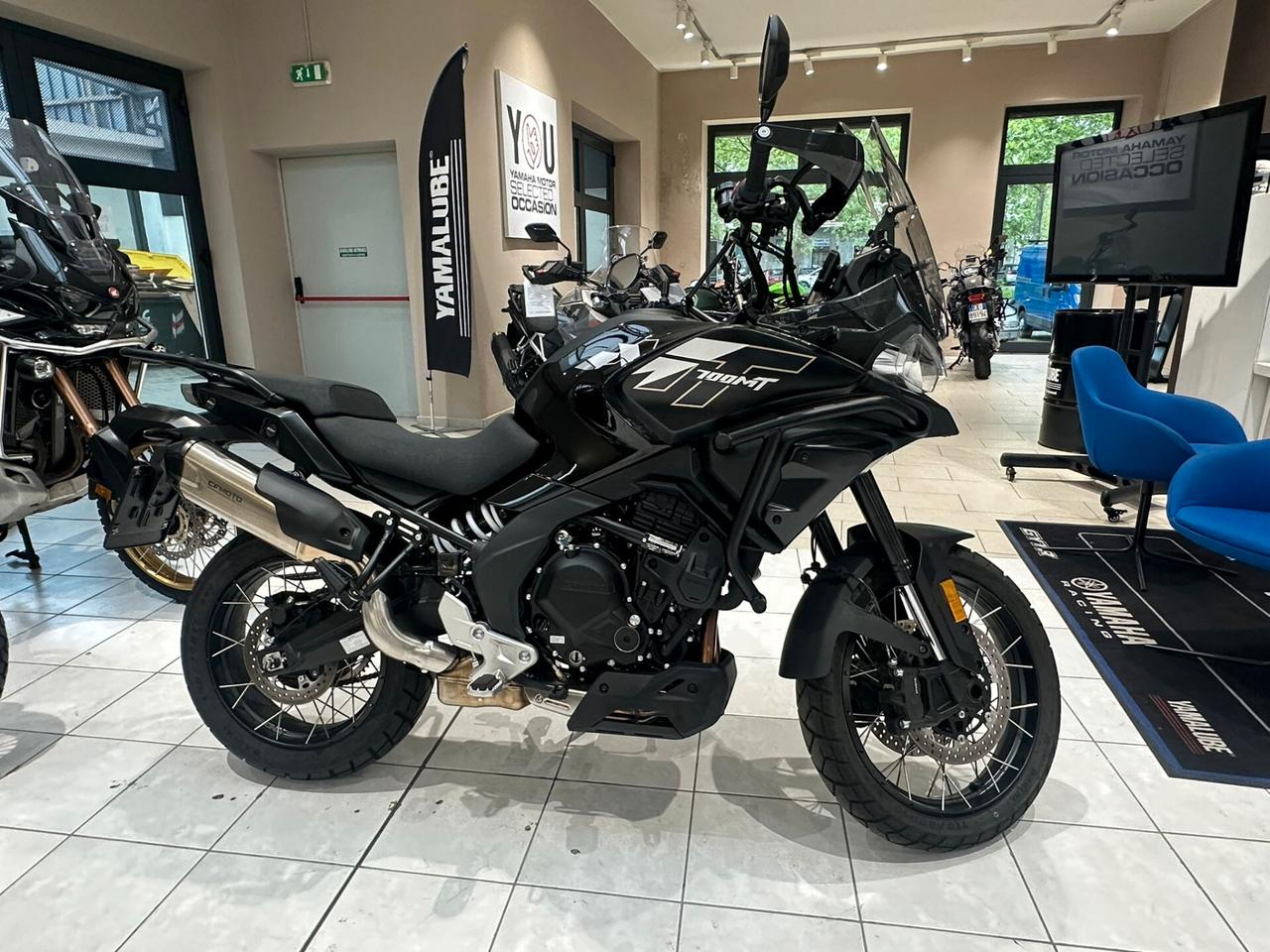Cf Moto 700MT