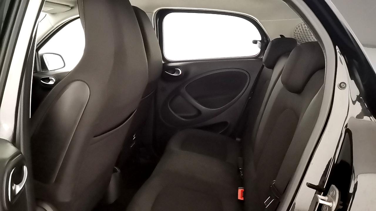 SMART Forfour II 2015 - Forfour eq Passion my19